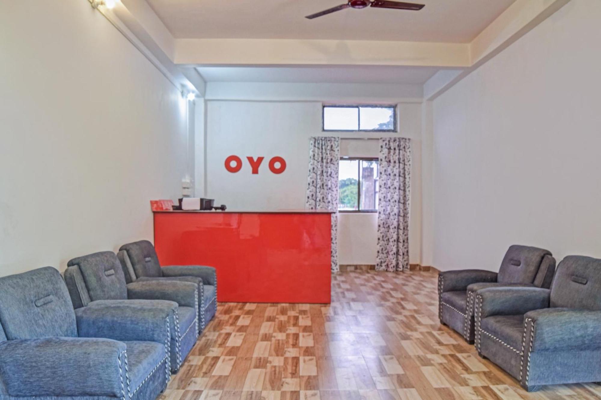 Spot On Jp Guest House Kaharpara Esterno foto